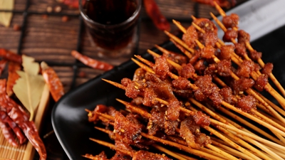 小吃赛道不断扩容 企业借连锁化快速扩张