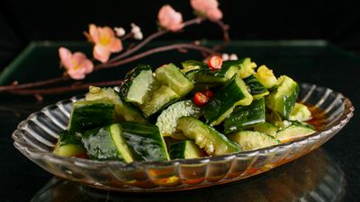 多家餐馆拍黄瓜被罚，让容错机制给个体户空间