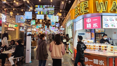 头部餐企频发盈利预告 餐饮消费“期中考试”成