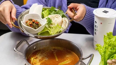 呷哺呷哺上半年营收28.46亿元，实现扭亏为盈