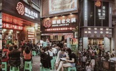 珮姐老火锅怎么出名的，珮姐老火锅总店在哪里