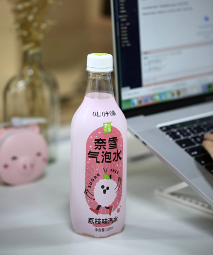 喜茶、奈雪等纷纷涉足，瓶装饮料成新茶饮下一个战场？