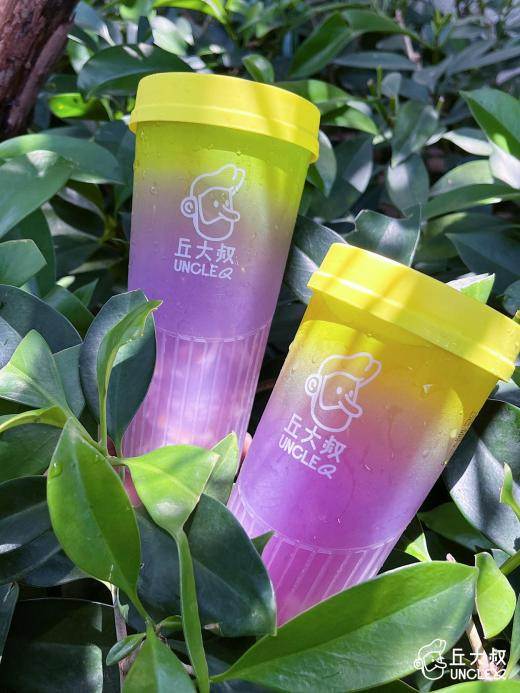 两连爆！“天然色”是今年柠檬茶的爆款密码？