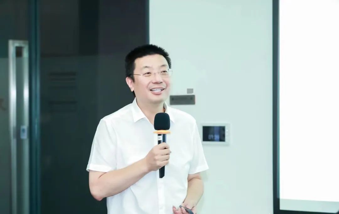 八问江南春:疫情下的餐饮行业