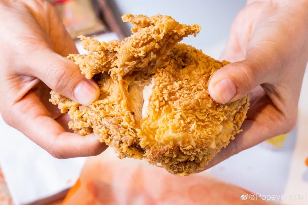 Popeyes炸鸡一夜关7家门店;《粤港澳大湾区餐饮消费报告》发布