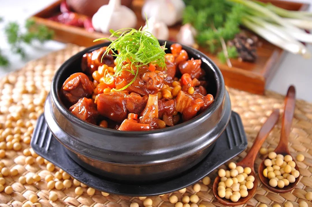 火爆中争议不断,预制菜到底是不是一门好生意?