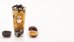 女子称在蜜雪冰城奶茶中喝出4只苍蝇，店家回应