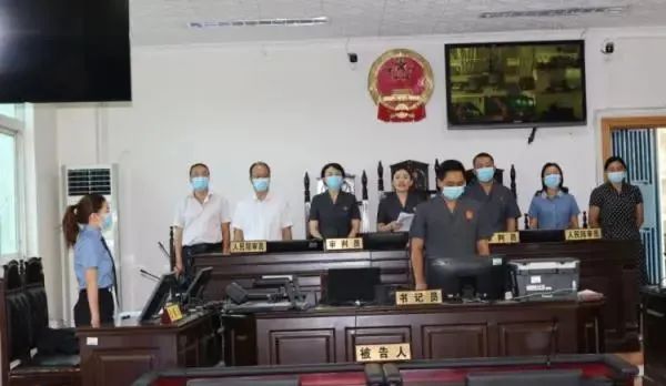 使用“地沟油” ，一火锅店老板被判刑1年3个月，赔36万余元！