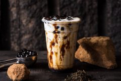 新茶饮供应商晒年中“成绩单”，“躺着赚钱”