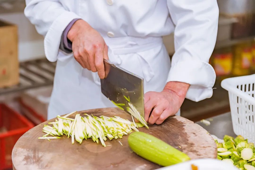 预制菜正在改变家庭厨房,餐厅会因此发生改变吗?