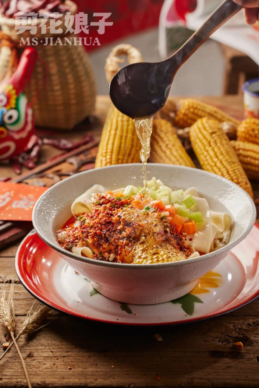 5年开万店,这家“餐饮航母”的底气和实力在哪?