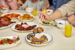 ​中秋假期拉动消费高潮，多地餐饮企业营业额