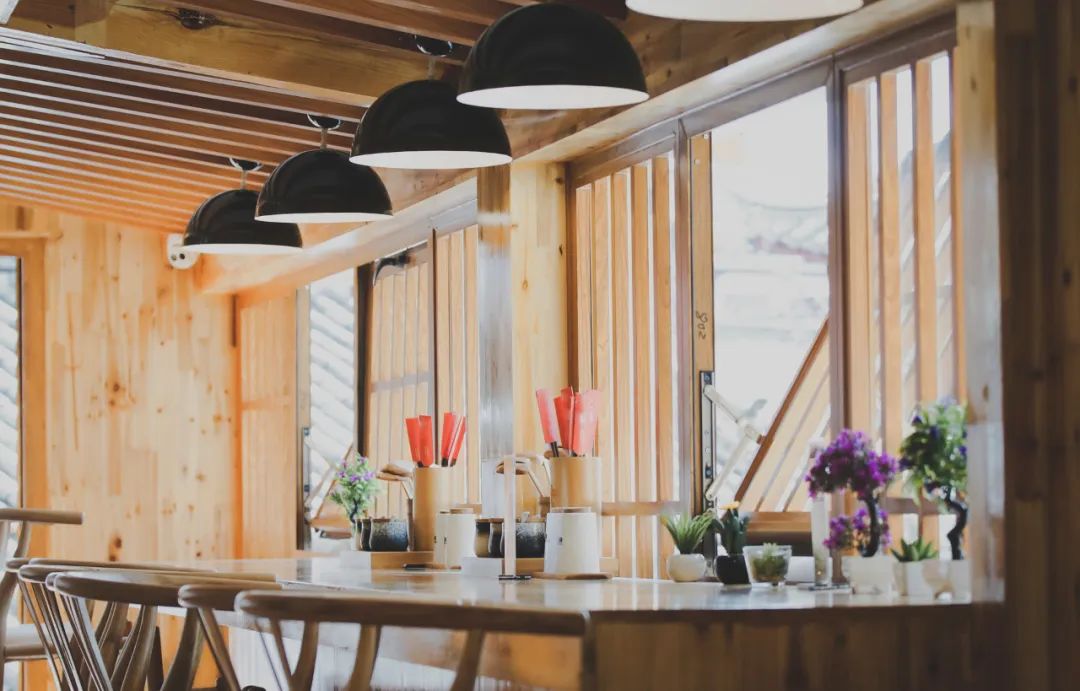 西式轻食遇冷,中式轻食却爆红成为新风口?