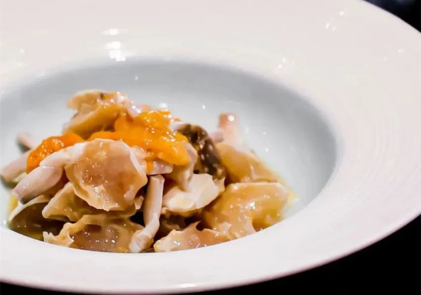 新荣记：宁愿成本高点、卖贵点，绝不牺牲品质！