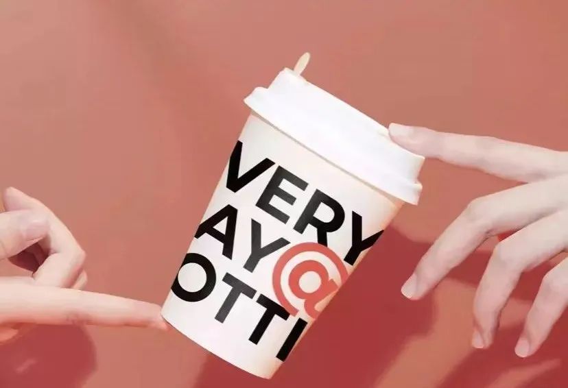 奈雪的茶2022年新开门店超200家；9月全国餐饮收入3767亿元