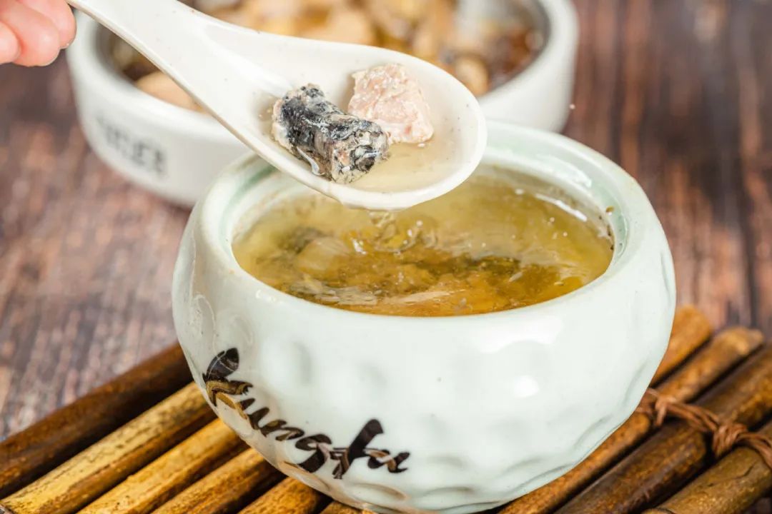 西贝试水儿童餐零售化市场；真功夫20件商标被宣告无效