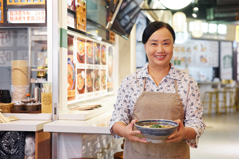报告显示：餐饮业多岗位用工紧张，电商营销相关新岗位需求上涨