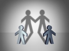 向竞争对手门店泼油漆？温州两大餐饮巨头上演