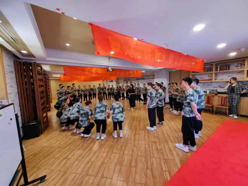 海底捞你学不会，小放牛你学不了