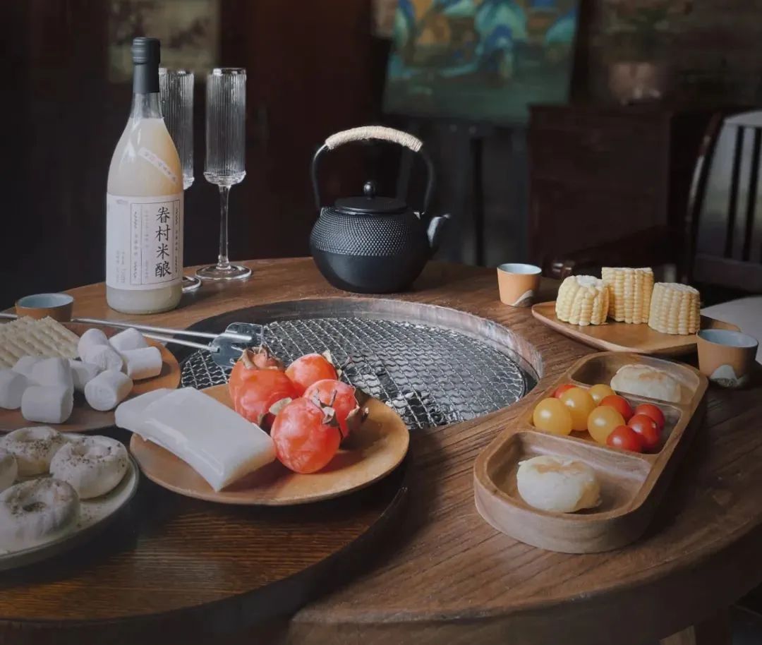 全网流量破10亿，年轻人为什么爱上“围炉煮茶”？