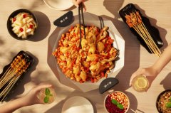 近千亿的牛蛙餐饮市场，年轻人为何偏爱蛙小侠