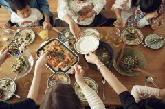 餐饮业发力“双主场”