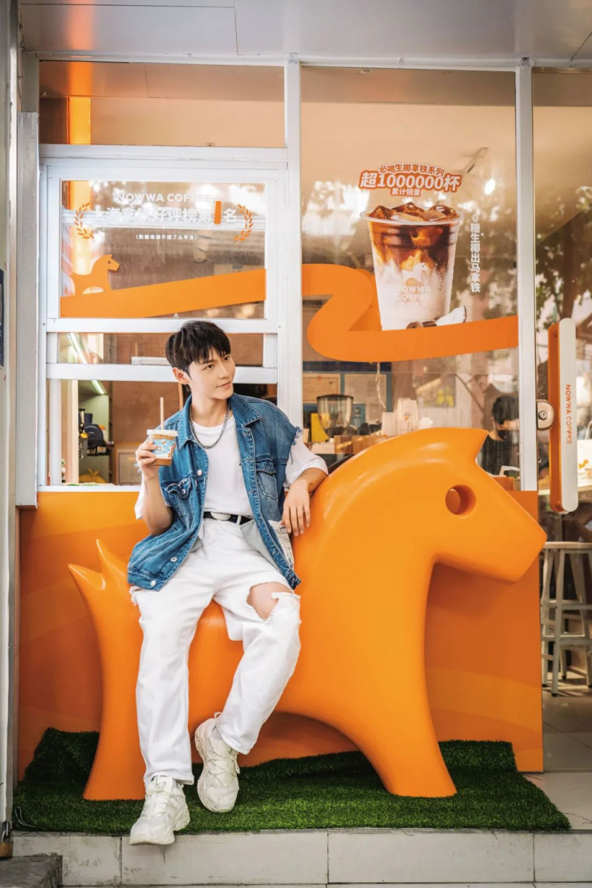 开出1700+门店，让年轻人爱上喝咖啡，NOWWA挪瓦用了4个关键策略