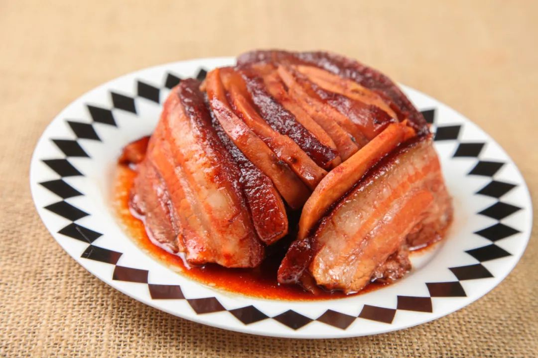 梅菜扣肉成预制菜“顶流”,背后还藏着大机会?