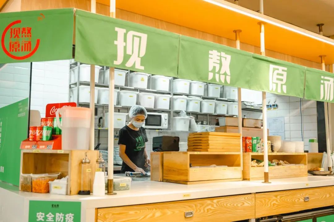 成为米线品类首个千店品牌，蒙自源逆势增长的密码是什么？ || 品牌剖析