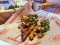 生意太好也烦恼！淄博烧烤店因员工超负荷工作