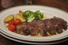 盒马、永辉、钱大妈争相入局，火热的鲜食预制