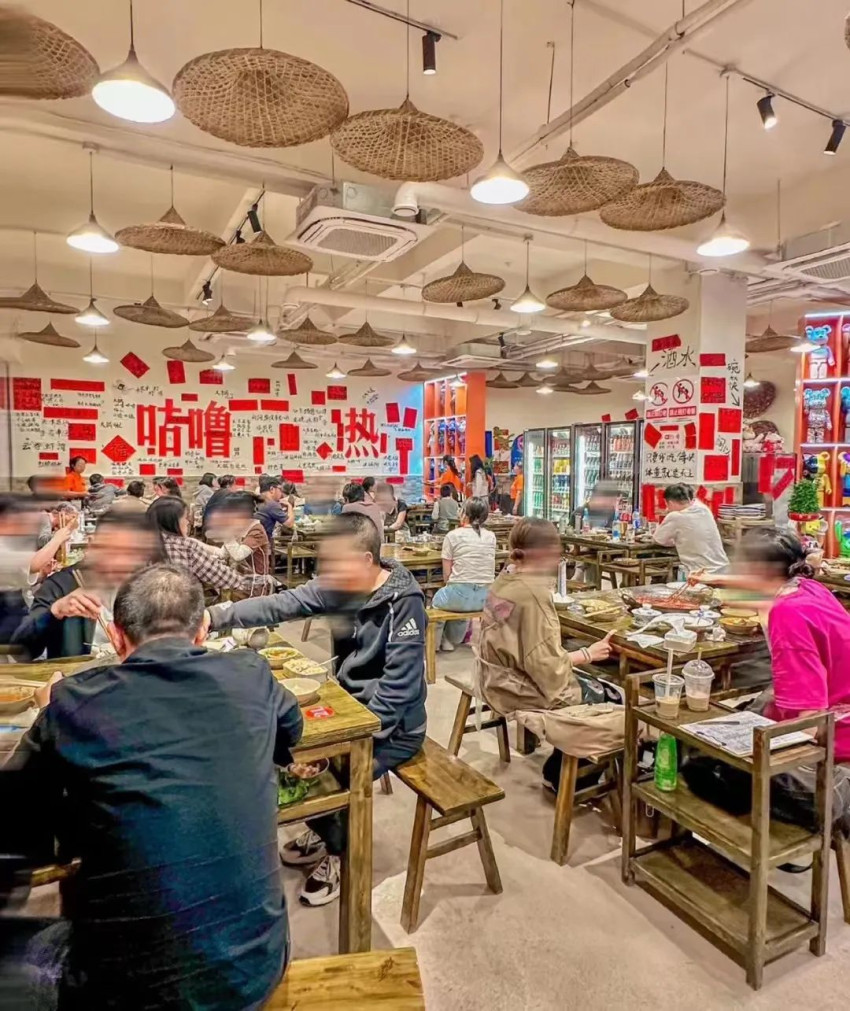 真爆裂or假虚荣?五一我们奔走3大业态,揭秘餐饮真相