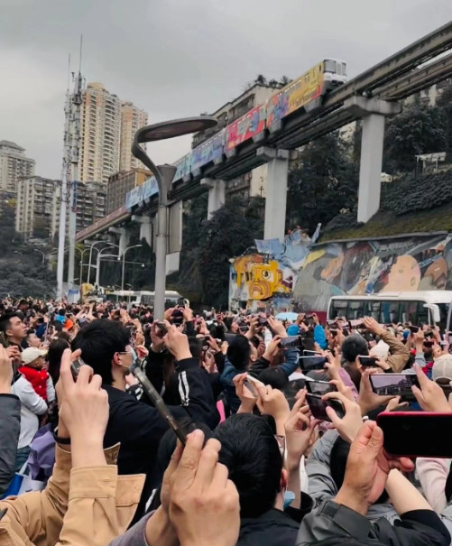 真爆裂or假虚荣?五一我们奔走3大业态,揭秘餐饮真相