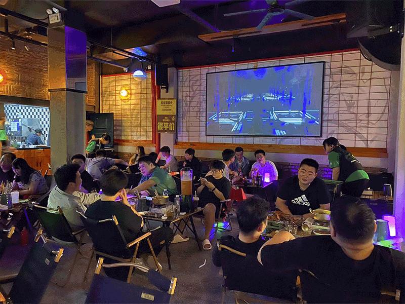 真爆裂or假虚荣?五一我们奔走3大业态,揭秘餐饮真相