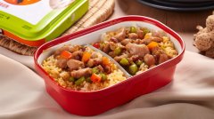 预制菜狂奔，自热食品“饭碗”难保？