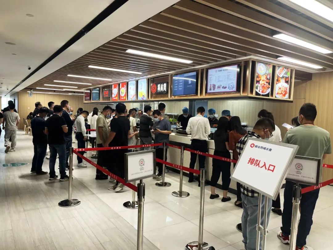 星巴克最贵单品更换原料,消费者吐槽“降本不降价”