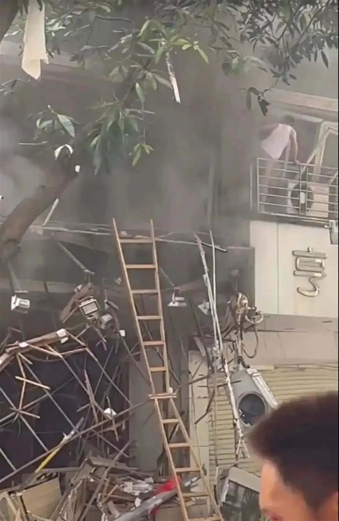 1死6伤,又有餐馆突发燃气爆炸!近几个月已发生多起……