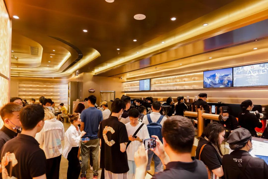 探店|在这家上海新开业的茶饮店,我们看到了茶在下阶段的可能性