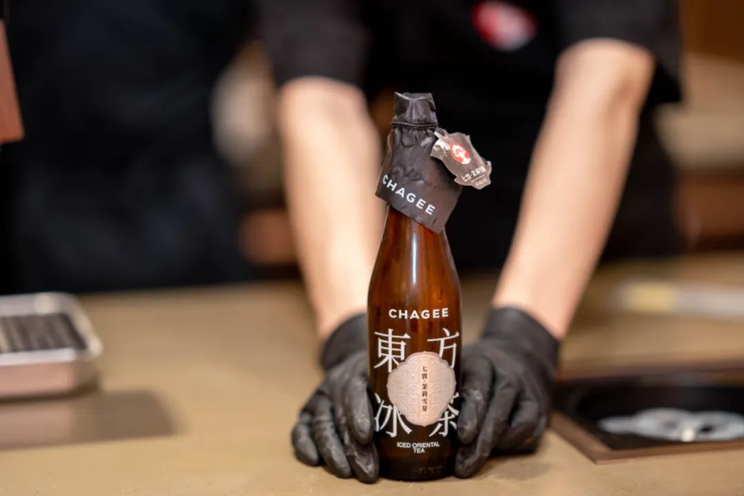 探店|在这家上海新开业的茶饮店,我们看到了茶在下阶段的可能性