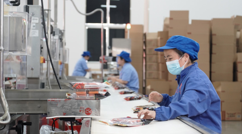 对话柳鸷、陈怡然:“门对门竞争”来临,火锅市场即将大洗牌