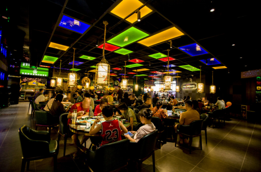 几乎每天都排队爆满,这家粤菜品牌为什么能火30多年?