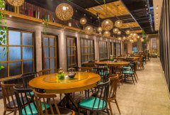 餐饮老板发正脸视频“寻”没买单的顾客，注意