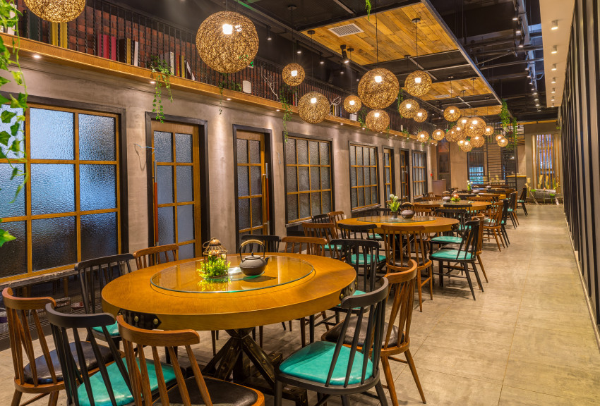 餐饮老板发正脸视频“寻”没买单的顾客，注意！可能违法了