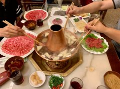 ﻿火锅店一氧化碳中毒致1人死亡，餐饮店这样做