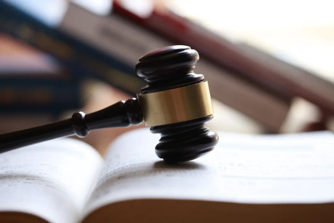 官方重拳整治快招?诈骗超5800人约4.4亿元,快招团伙最高被判刑14.5年