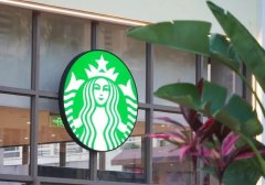 9.9元咖啡杀疯了！瑞幸首次“反超”，星巴克中