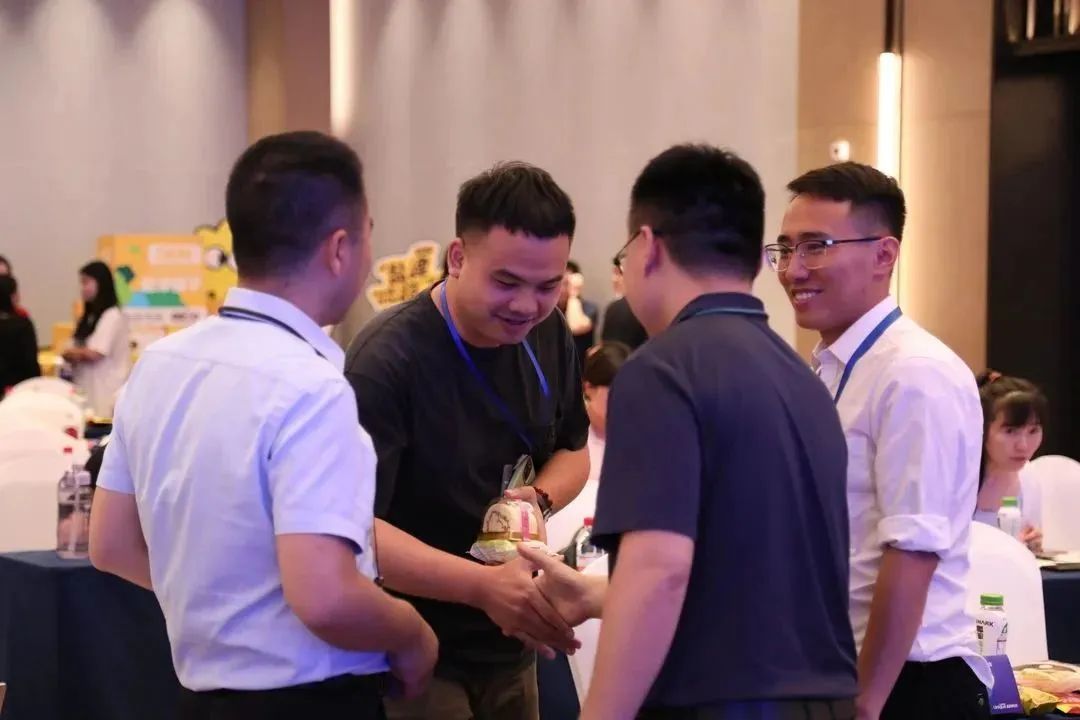 乘“食”而上,畅饮湘江——烘焙茶饮赛道供应链共创研讨会圆满举行