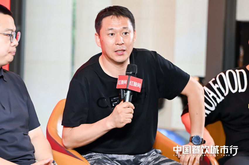 犟骨头创始人王艺伟:放慢拓店速度后,犟骨头获得了更多增长