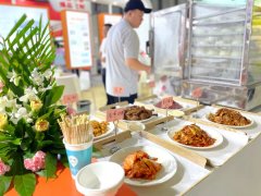 中饮巴比携半成品菜亮相上海国际餐饮食材展览