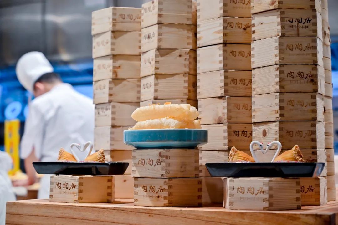 百年老字号陶陶居又升级了!4.0版新店展示手工制作全过程